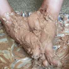 miss_ariel: Ariel's Feet Get Messy in Caramel Cream Pie