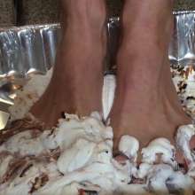 miss_ariel: Ariel's Feet Get Messy in Caramel Cream Pie