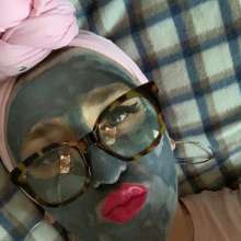 messy_victoria: Fun with Mud Masks