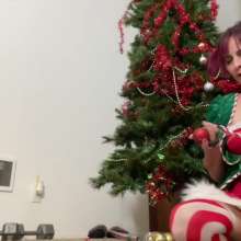 AshleeGraham: Elf Showers: Elf Training 10