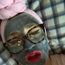 messy_victoria: Fun with Mud Masks