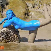 FOXY: In blue in the mud