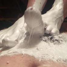 miss_ariel: Gooey Marshmallow Fluff Footjob