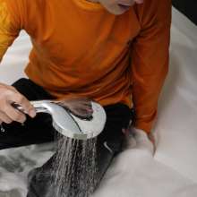 Wet Live Team: He Completely Soaked His Sports Outfit Playing with Foam