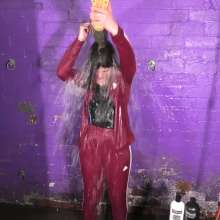 DungeonMasterOne: Maude's Red Tracksuit Hairwash