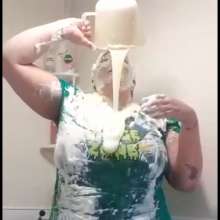 TheGungeZone: Messy Miss Jones Gets Covered in Food