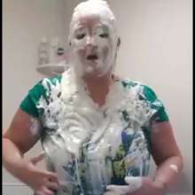 TheGungeZone: Messy Miss Jones Gets Covered in Food