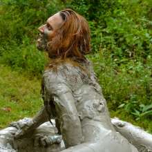dlodoski: Jen in the Mud Tub--Photos