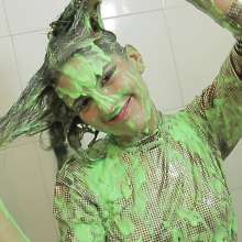 lovingmessy4you: Priscila Got Green Slime over Her