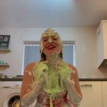 WAMfuns Messy Forfeits: Queen Peach's Gungey, Foamy Festive Fun