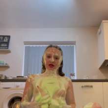 WAMfuns Messy Forfeits: Queen Peach's Gungey, Foamy Festive Fun