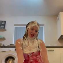 WAMfuns Messy Forfeits: Queen Peach's Gungey, Foamy Festive Fun