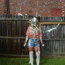 FunFilled Photography: Caprice gets pied by Amy!