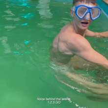 Wet Live Team: Ruslan Incredible Underwater Pool Adventures White Outfit