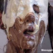 Messygirl: 
