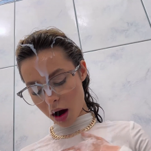 Your Wet Cat: I got overexcited from the pearl bath and cum in my panties