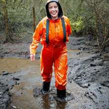 shinyrainwear: AI is getting better: mess, rainwear, mud...
