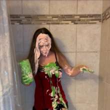 Chloe of PieroProductions: Chloe Is... Feeling Festive