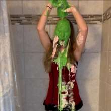 Chloe of PieroProductions: Chloe Is... Feeling Festive