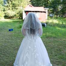 JD and Messy Andi: A Sploshing Wedding!