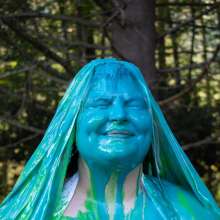 JD and Messy Andi: A Sploshing Wedding!