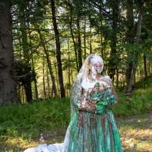 JD and Messy Andi: A Sploshing Wedding!