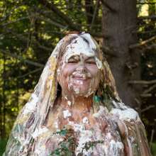 JD and Messy Andi: A Sploshing Wedding!