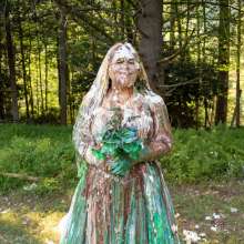 JD and Messy Andi: A Sploshing Wedding!