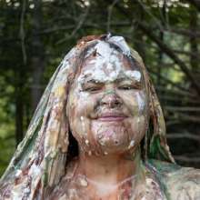 JD and Messy Andi: A Sploshing Wedding!