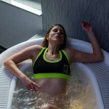Jens German: Sleeping beauty in the pool
