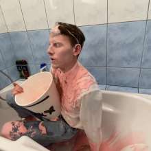 Your Wet Cat: Gentleman's Clutter Bath--Redeeming Pies and Slime