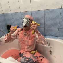 Your Wet Cat: Gentleman's Clutter Bath--Redeeming Pies and Slime
