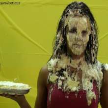 Gurph Morlicks: Beautiful eyes blinking out at the world through a mask of pie...