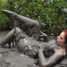 dlodoski: Ludella Messy in Deep Mpvbleck--Photos