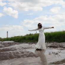 DungeonMasterOne: Miss Abigail the Midsummer Mud Bride!