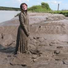 DungeonMasterOne: Miss Abigail the Midsummer Mud Bride!