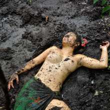 dlodoski: Island Bog Babe--Nikko (photos)