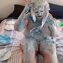 Darkabyss445: Naked Pies on the Bed