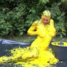Lara_eurowam: Olga Is Back for Another Sexy Slime Video