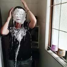 Thefetishgirl: Pies, Wet Clothes and Hair Washing