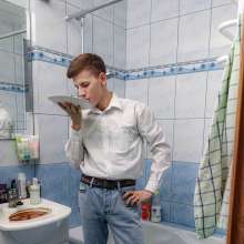 Your Wet Cat: Recipe for a Student Dinner and Its Consequ
