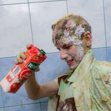 Your Wet Cat: Recipe for a Student Dinner and Its Consequ