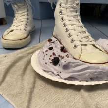 Your Wet Cat: Recipe for a Student Dinner and Its Consequ