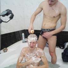 Wet Live Team: Ruslan and Artem Washed each Other to a Shine | Foam Day