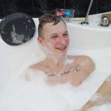 Wet Live Team: Ruslan and Artem Washed each Other to a Shine | Foam Day