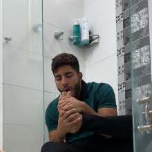 MessyGuys: Sliming + Foot Play: Andy Covers Himself in Slime