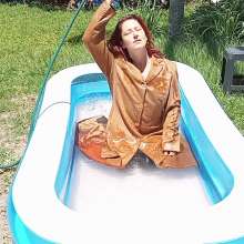 Thefetishgirl: Soaking Wet in Pool