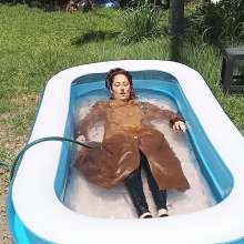 Thefetishgirl: Soaking Wet in Pool