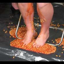 noise: Amber Challenge 2: Bikini and Beans