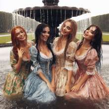 Wetmaxiskirts: 